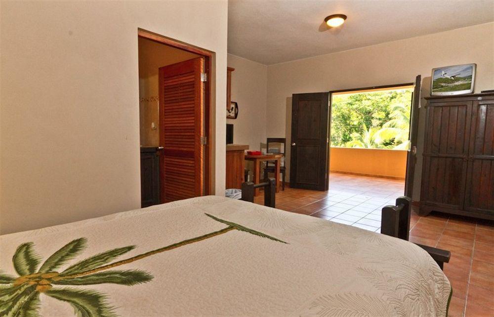 Las Palmas Inn رينكون المظهر الخارجي الصورة